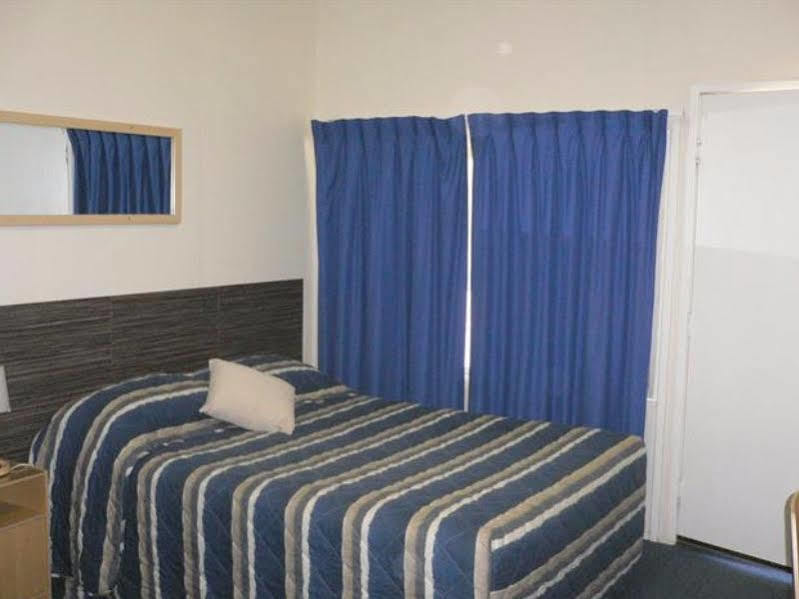 Chinchilla Motel Exteriér fotografie